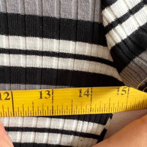 Black Striped Top Y2K 2000s Indie Sleaze Grunge Edgy Small - Picture 5 of 6